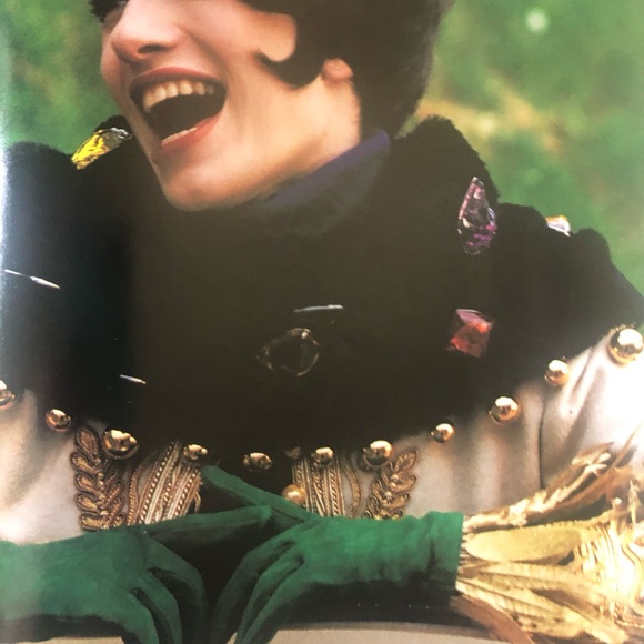 Vogue Aug. 1990 CLAUDIA SCHIFFER Cover - Picture 10 of 12